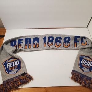 NWT Reno Nevada Gray Warm Winter Scarf